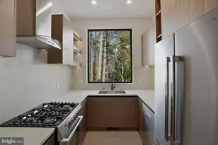 9408 Old Courthouse Rd, Vienna, VA 22182 - Photo 35