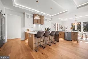 8023 Lewinsville Rd, McLean, VA 22102 - Photo 13