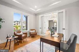 8023 Lewinsville Rd, McLean, VA 22102 - Photo 9