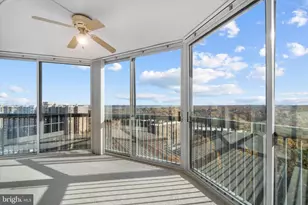 5902 Mt Eagle Dr, Alexandria, VA 22303 - Photo 13