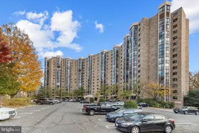 5902 Mount Eagle Drive #1410, Alexandria, VA 22303 - Photo 3