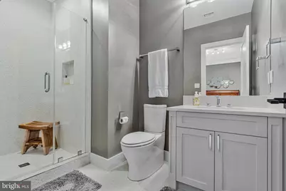 1700 Brookside Lane, Vienna, VA 22182 - Photo 19