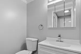 2838 Raymond Ct, Falls Church, VA 22042 - Photo 5