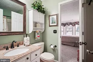 3801 Ridge Knoll Ct, Fairfax, VA 22033 - Photo 19