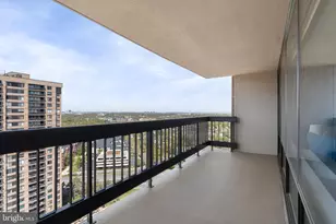 3705 S George Mason Dr, Falls Church, VA 22041 - Photo 7