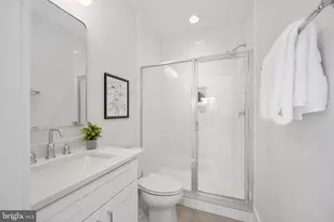 8650 McHenry St, Vienna, VA 22180 - Photo 65