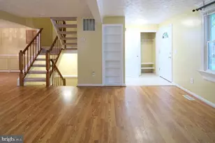 1120 Stevenson Ct, Herndon, VA 20170 - Photo 7