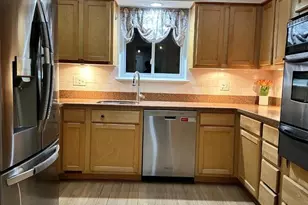 8140 Drayton Ln, Springfield, VA 22151 - Photo 29