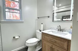 8140 Drayton Ln, Springfield, VA 22151 - Photo 71