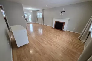 8140 Drayton Ln, Springfield, VA 22151 - Photo 11