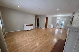 8140 Drayton Ln, Springfield, VA 22151 - Photo 17