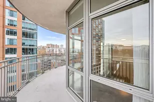 8220 Crestwood Heights Dr, McLean, VA 22102 - Photo 3