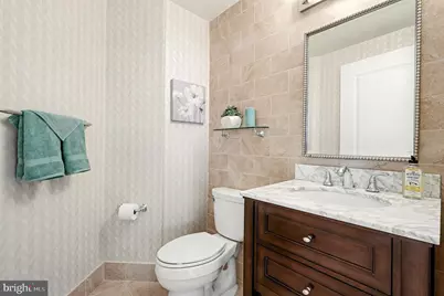 8220 Crestwood Heights Drive #807, McLean, VA 22102 - Photo 7