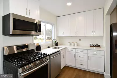 7407 Kelvin Place, Springfield, VA 22151 - Photo 13