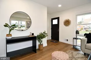 7407 Kelvin Pl, Springfield, VA 22151 - Photo 3