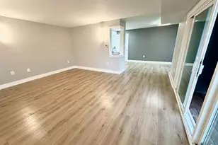 212 Park Terrace Ct SE, Vienna, VA 22180 - Photo 3