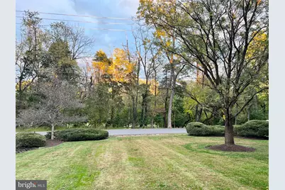 1312 Kurtz Road, McLean, VA 22101 - Photo 3