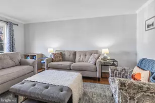 6057 Crown Royal Cir, Alexandria, VA 22310 - Photo 9