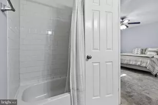 6057 Crown Royal Cir, Alexandria, VA 22310 - Photo 33