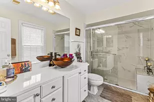 12213 Fairfield House Dr, Fairfax, VA 22033 - Photo 19