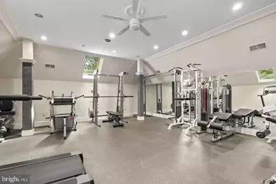 9324 Georgetown Pike, Great Falls, VA 22066 - Photo 37