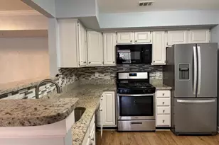 12245 Fairfield House Dr, Fairfax, VA 22033 - Photo 5