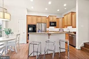 7721 Spoleto Ln, McLean, VA 22102 - Photo 25