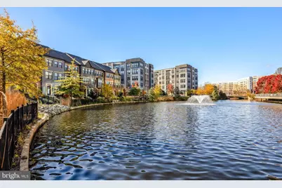 2334 Water Promenade Avenue #2H, Herndon, VA 20171 - Photo 5