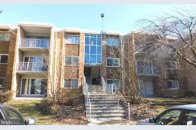 2909 Charing Cross Road #6, Falls Church, VA 22042 - Photo 3