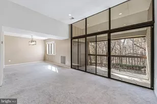 1623 Parkcrest Cir, Reston, VA 20190 - Photo 7