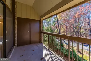 1623 Parkcrest Cir, Reston, VA 20190 - Photo 25
