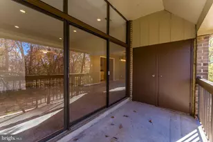 1623 Parkcrest Cir, Reston, VA 20190 - Photo 29