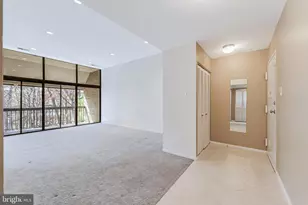 1623 Parkcrest Cir, Reston, VA 20190 - Photo 5