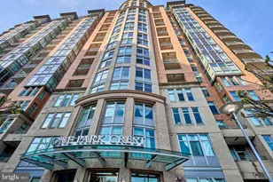 8220 Crestwood Heights Dr, McLean, VA 22102 - Photo 3