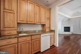 8802 Northern Spruce Ln, Alexandria, VA 22309 - Photo 19