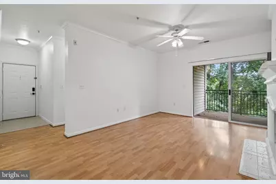 12148 Garden Grove Circle #403, Fairfax, VA 22030 - Photo 11