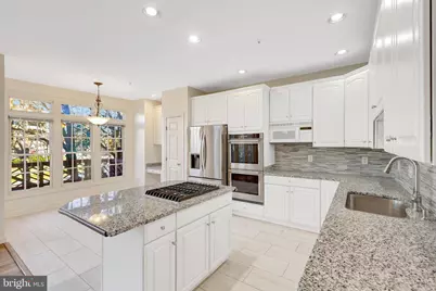 8030 Kidwell Town Court, Vienna, VA 22182 - Photo 19