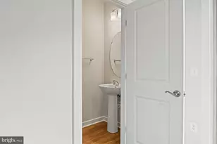 2172 Glacier Rd, Herndon, VA 20170 - Photo 17