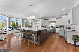 627 Walker Rd, Great Falls, VA 22066 - Photo 7