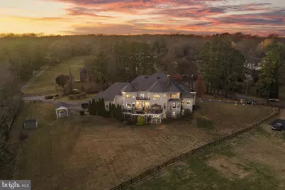 627 Walker Road, Great Falls, VA 22066 - Photo 135