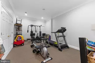 627 Walker Rd, Great Falls, VA 22066 - Photo 109