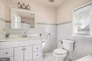 3120 Collie Ln, Falls Church, VA 22041 - Photo 17