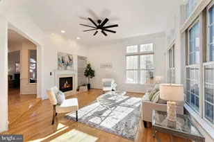 7204 Lyndam Hill Cir, Lorton, VA 22079 - Photo 11