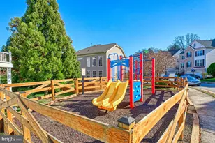 7204 Lyndam Hill Cir, Lorton, VA 22079 - Photo 61