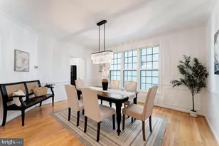 7204 Lyndam Hill Cir, Lorton, VA 22079 - Photo 21