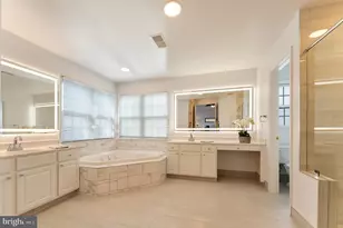 7204 Lyndam Hill Cir, Lorton, VA 22079 - Photo 33