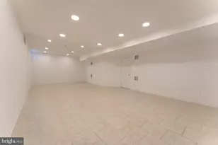 7204 Lyndam Hill Cir, Lorton, VA 22079 - Photo 43