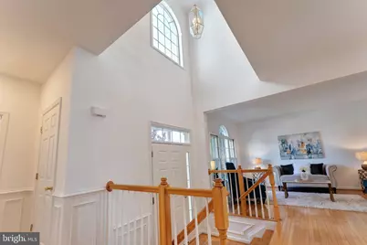 7204 Lyndam Hill Circle, Lorton, VA 22079 - Photo 5