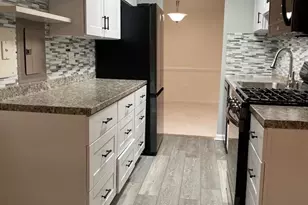 8316 Tobin Rd, Annandale, VA 22003 - Photo 3