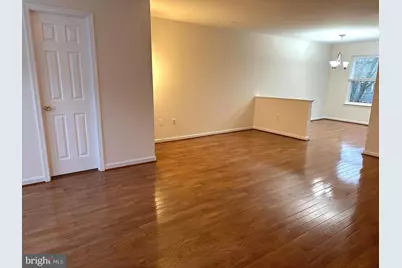 8922 Royal Astor Way, Fairfax, VA 22031 - Photo 5